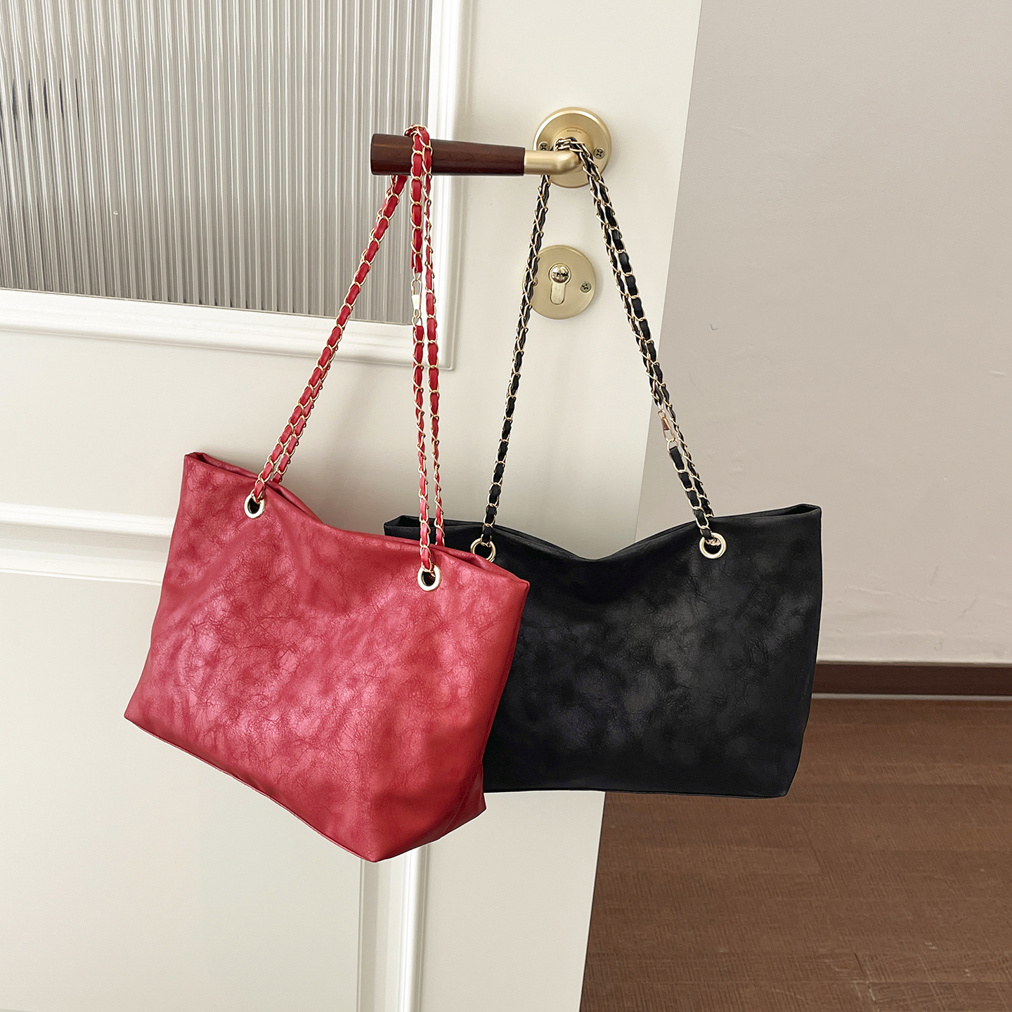 Luxury Designer Tote Women Sim - огляд і ціна Interior Design Documentation