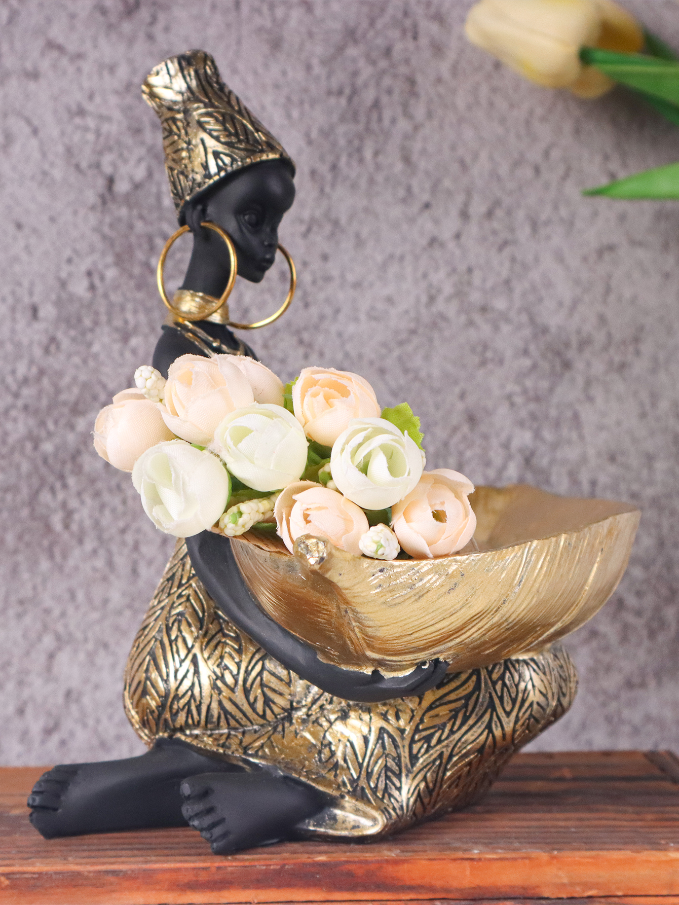 African Girl Holding a Plate S - огляд і ціна Interior Design Home Decor